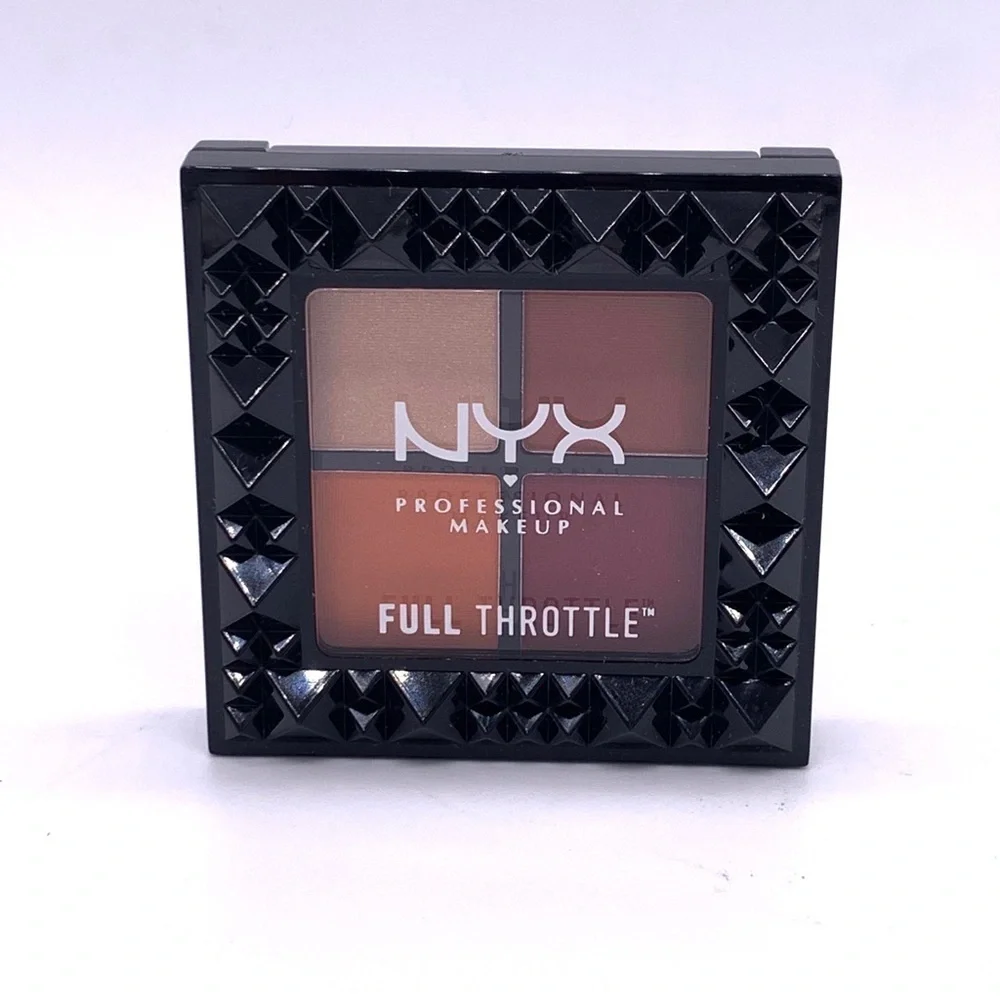 NYX‎ Full Throttle Shadow Palette Color Riot